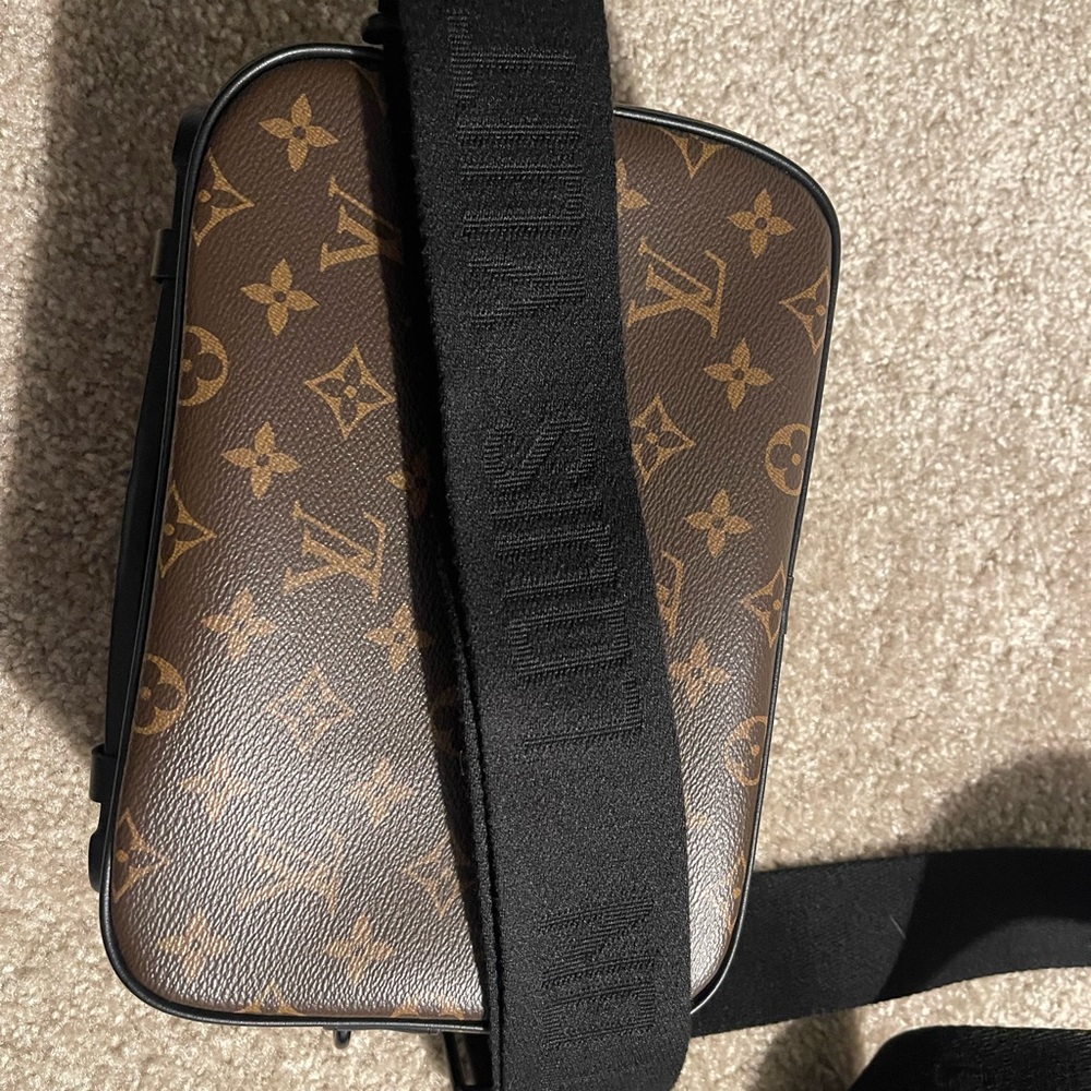 Brown Belt Bag - Picture 4 of 4